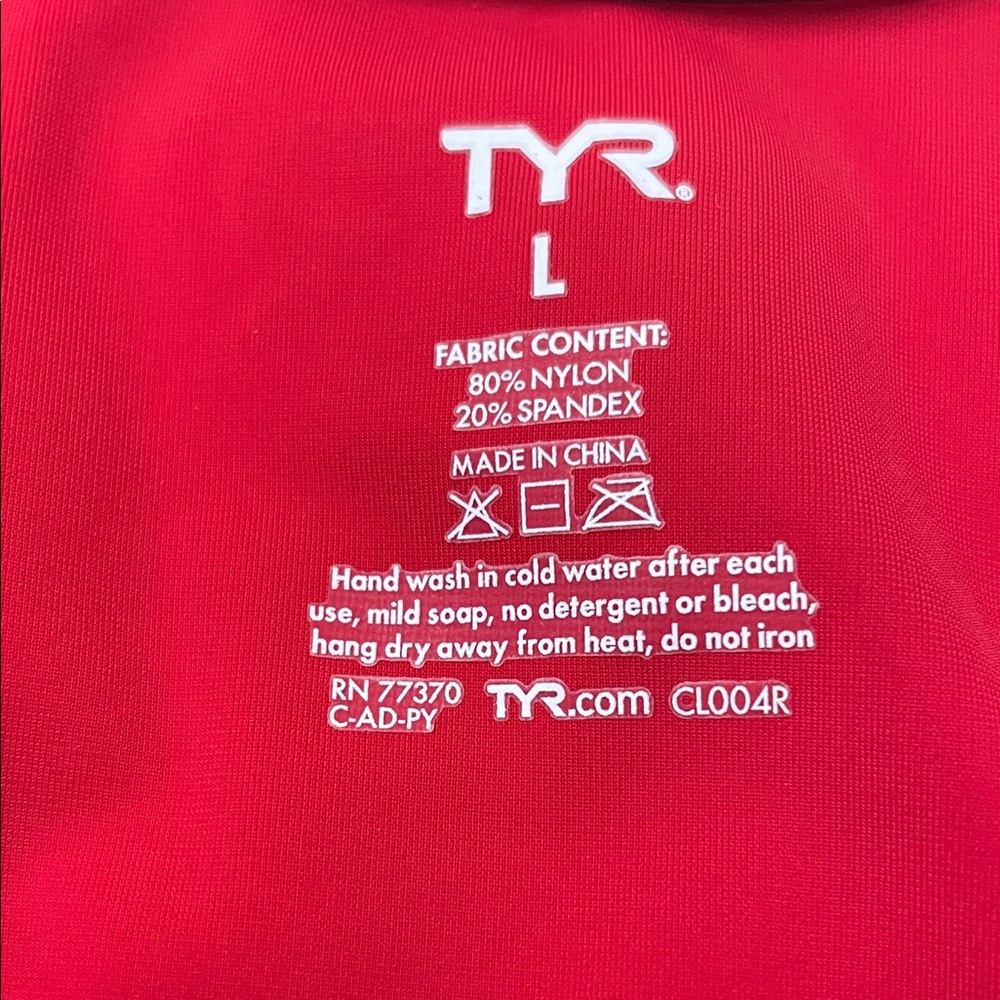 TYR Competitor Tank with front zip Size Large - Picture 2 of 8
